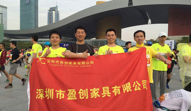 Creative Staff Run Shenzhen Marathon